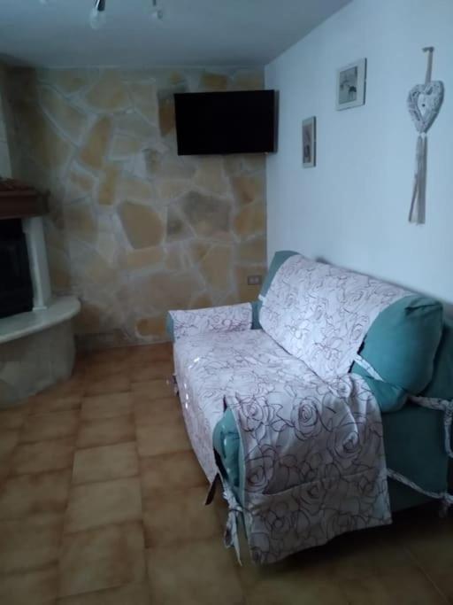 Gollai House Apartment Orosei Bagian luar foto