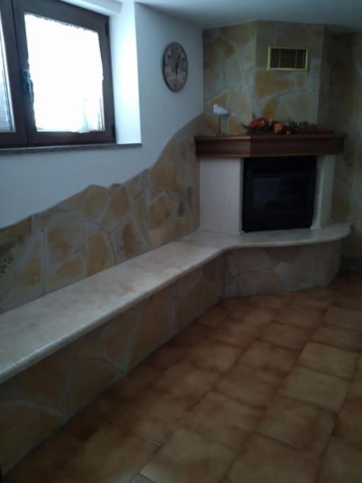 Gollai House Apartment Orosei Bagian luar foto